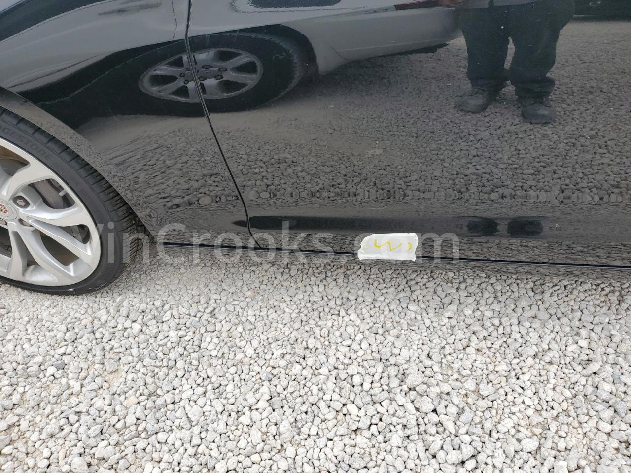 1G6AE5S32D0135709