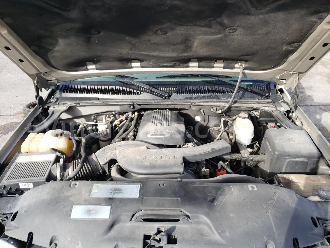 1GKEC13VX4R320037