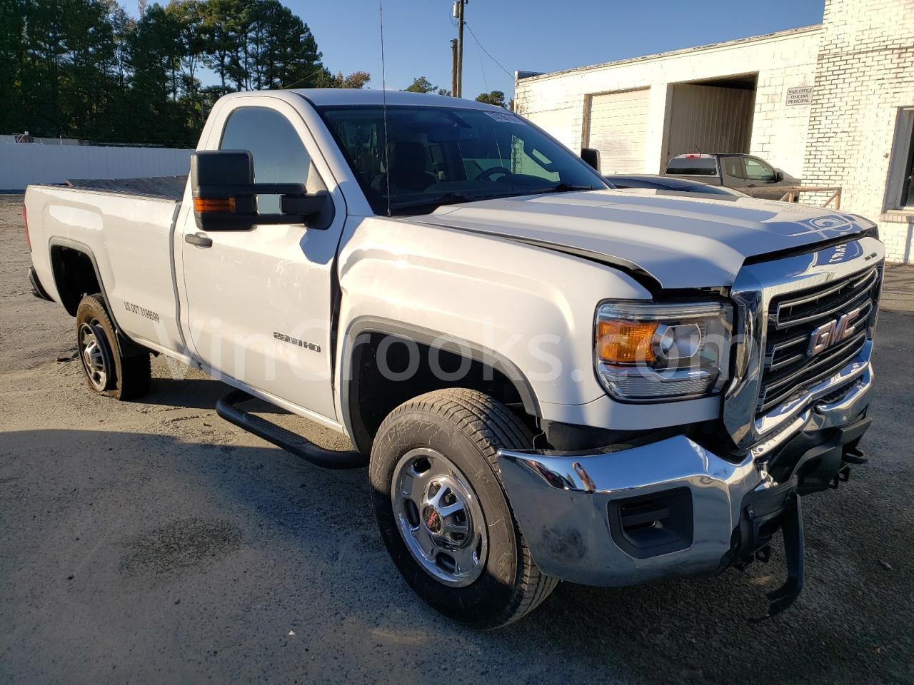 1GT02XEG2FZ524599