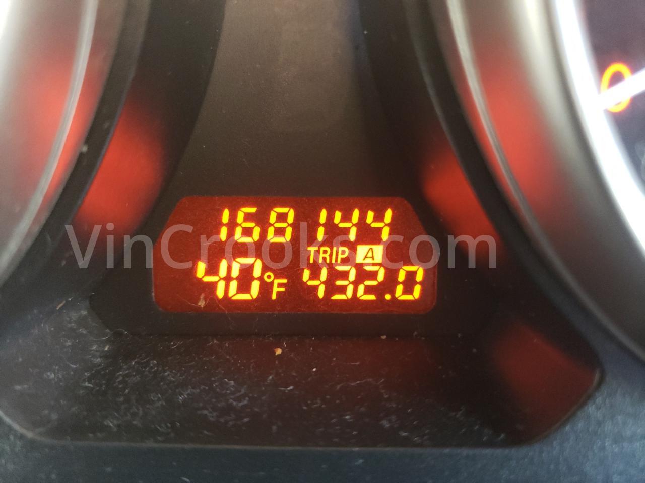1YVHZ8CH2B5M24174
