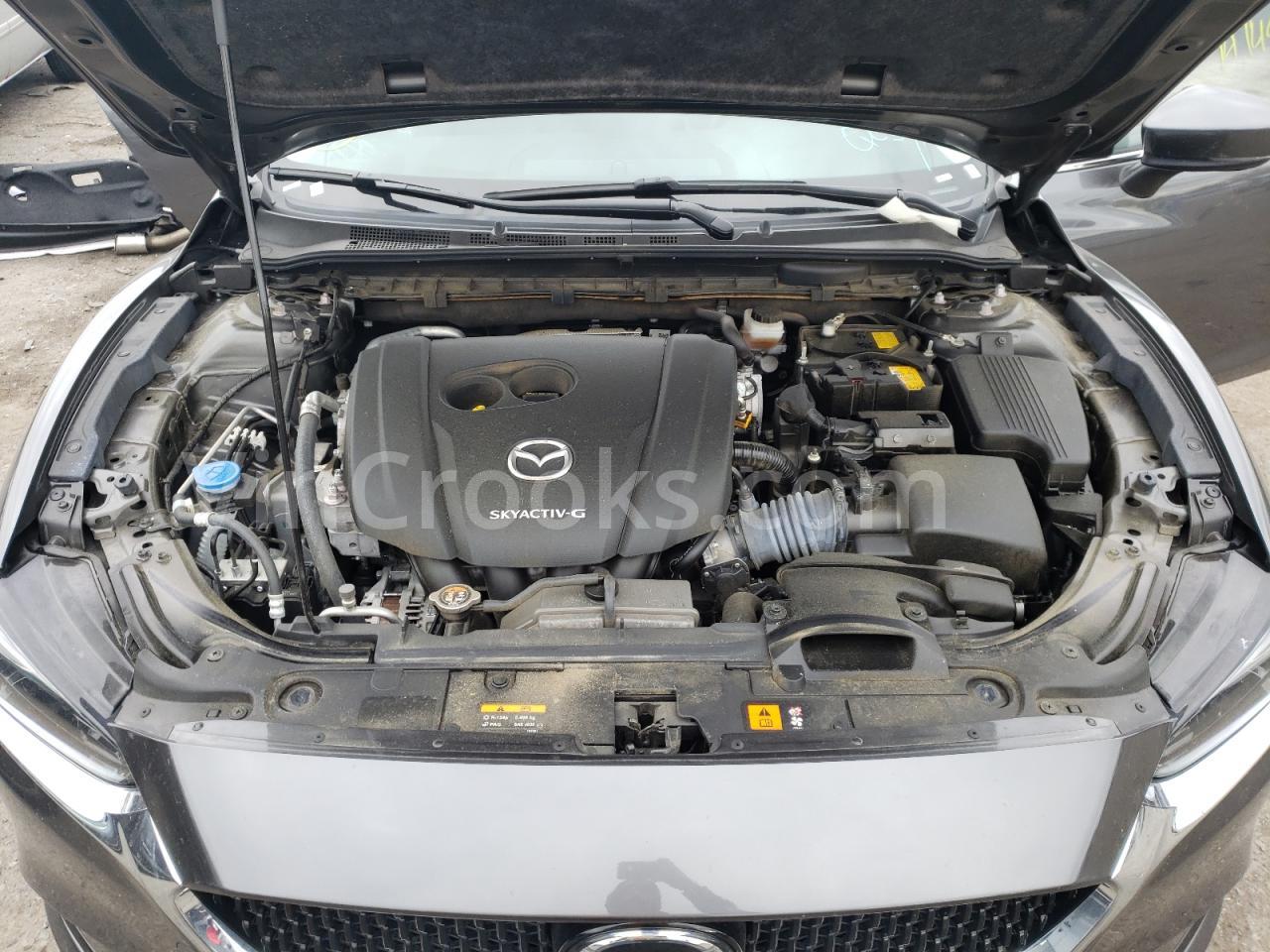 JM1GL1VM1M1601330