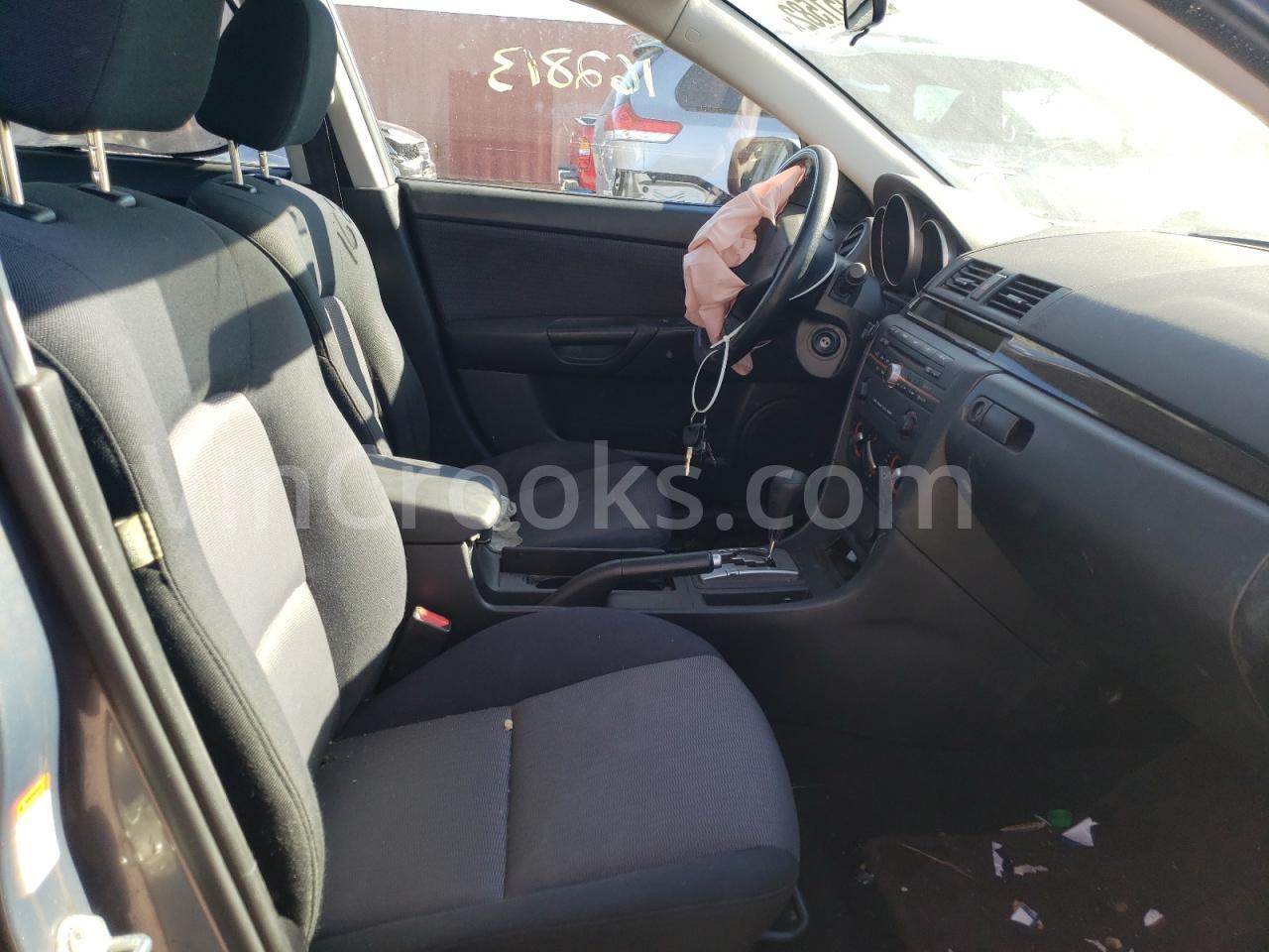 JM1BK32F871714744