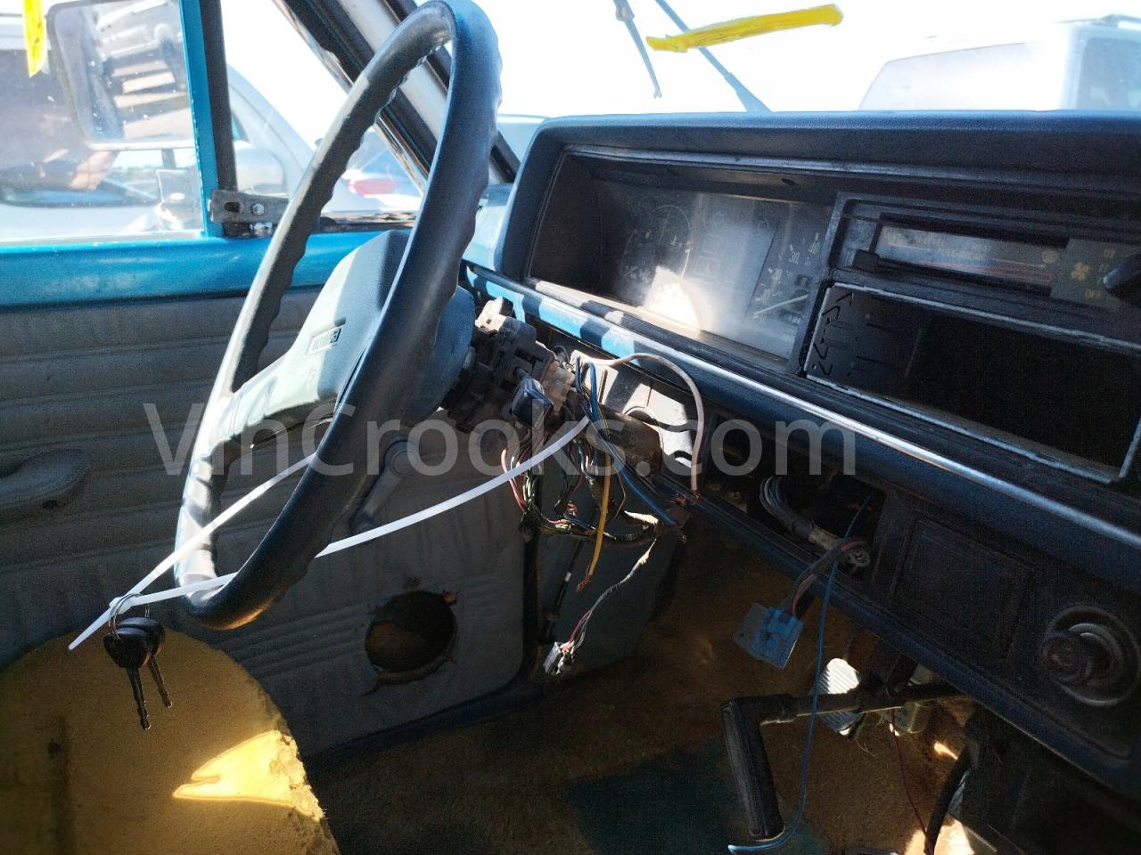 JM2UC1216E0871640