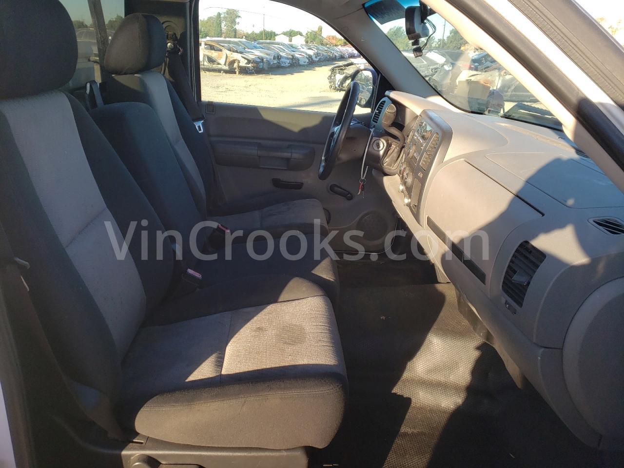 1GTEC14CX8E162577