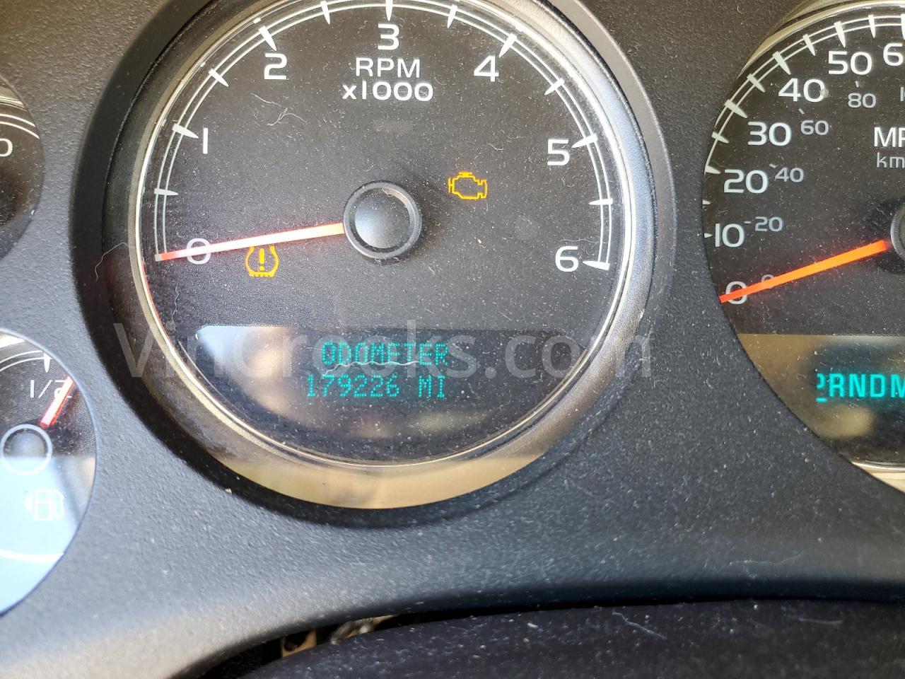 1GKFK66858J232964