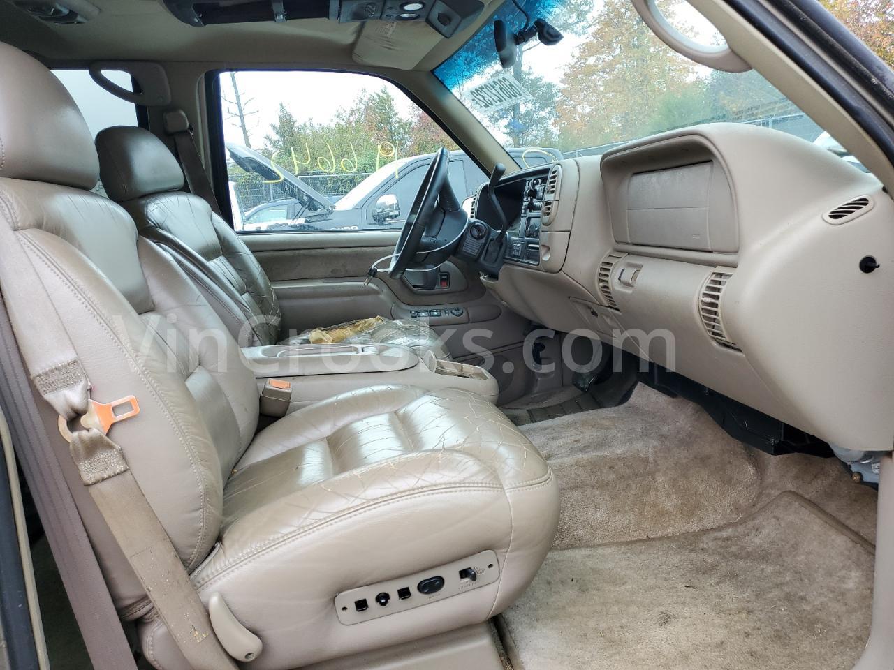 1GKEK13R8XJ804457