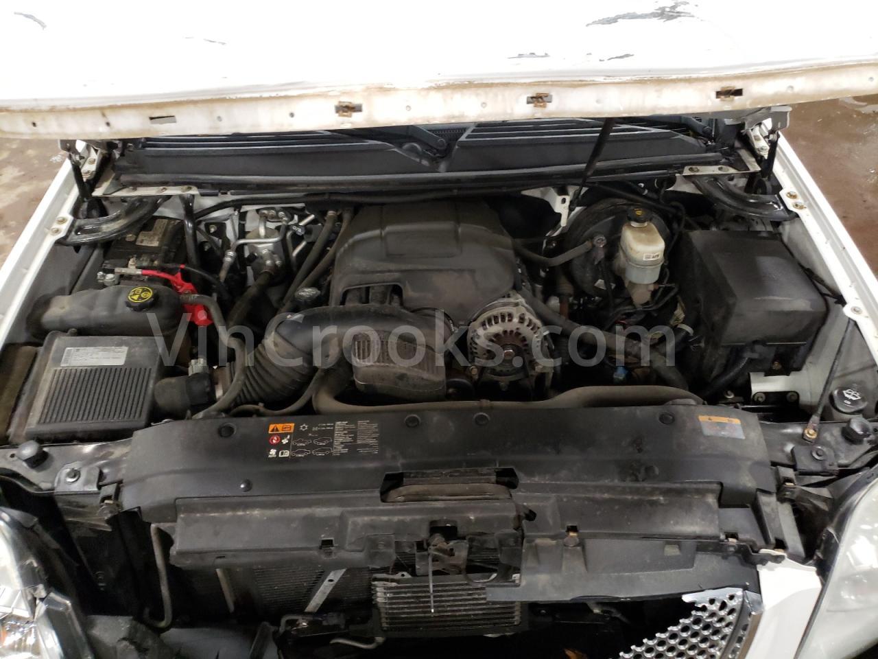 1GKS2EEF5CR296652