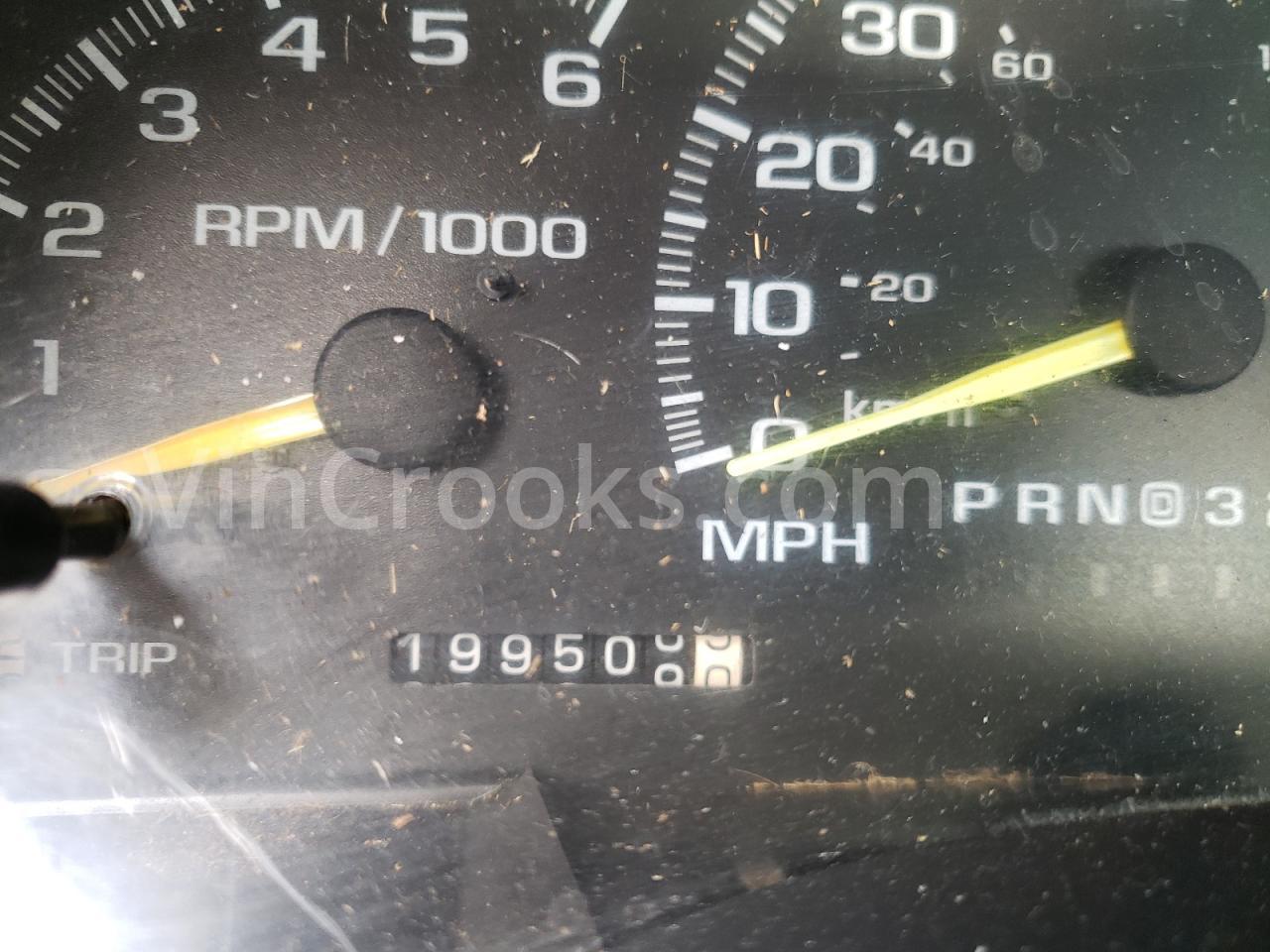 1GTGK24R9YR114275