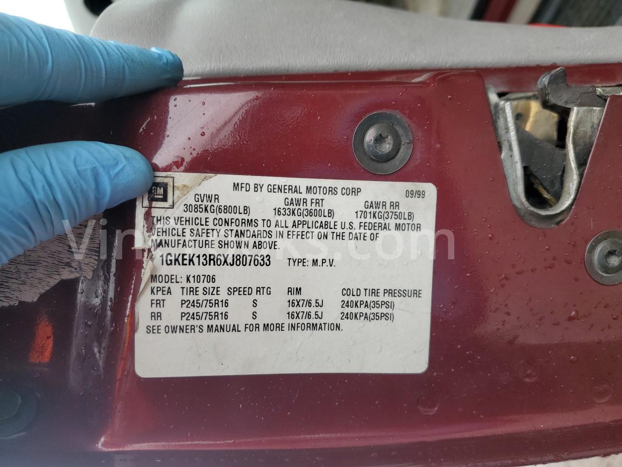 1GKEK13R6XJ807633