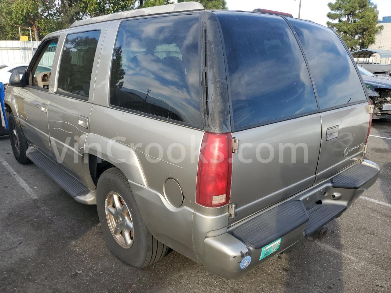 1GYEK13R6YR162605
