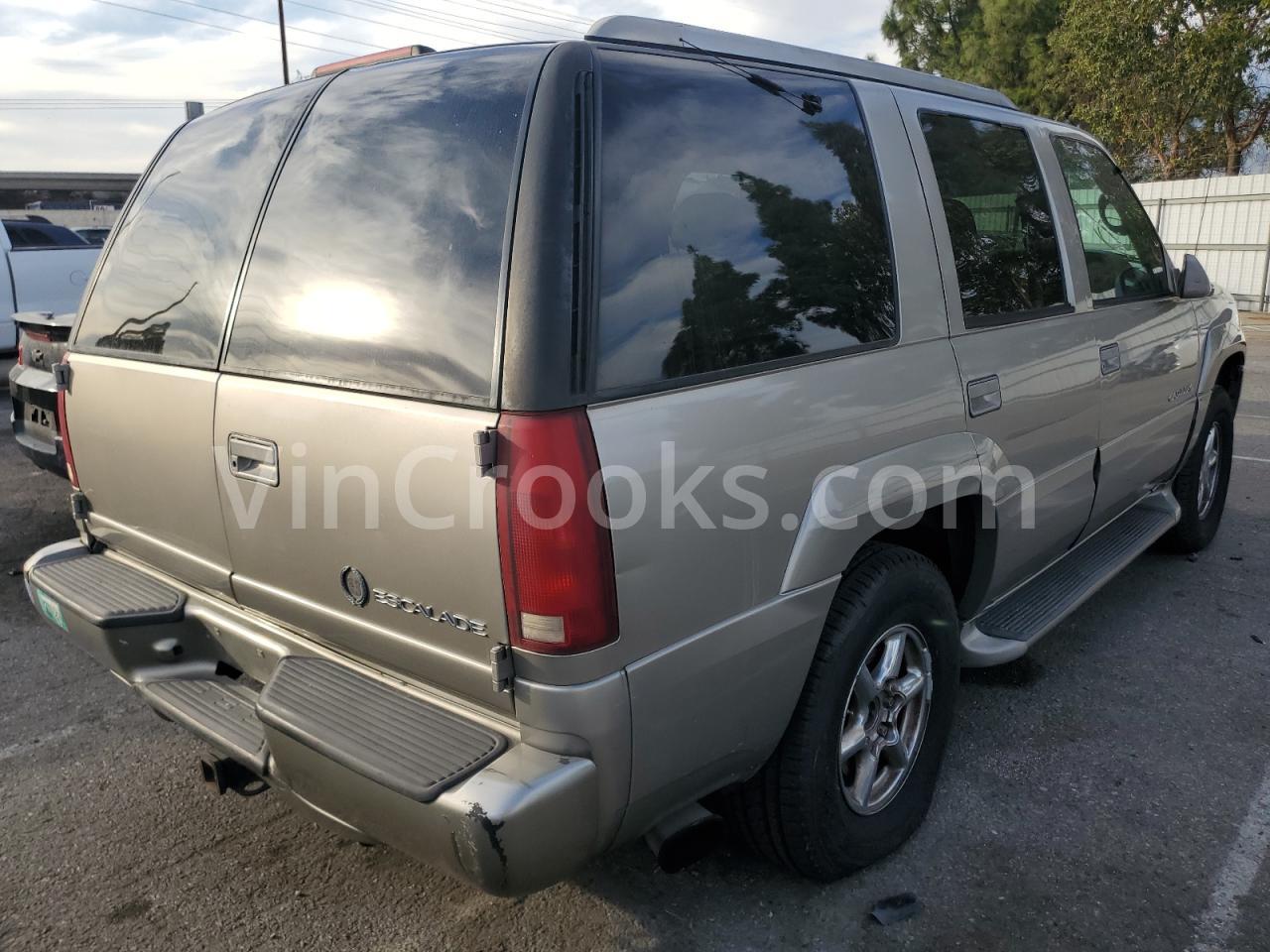 1GYEK13R6YR162605