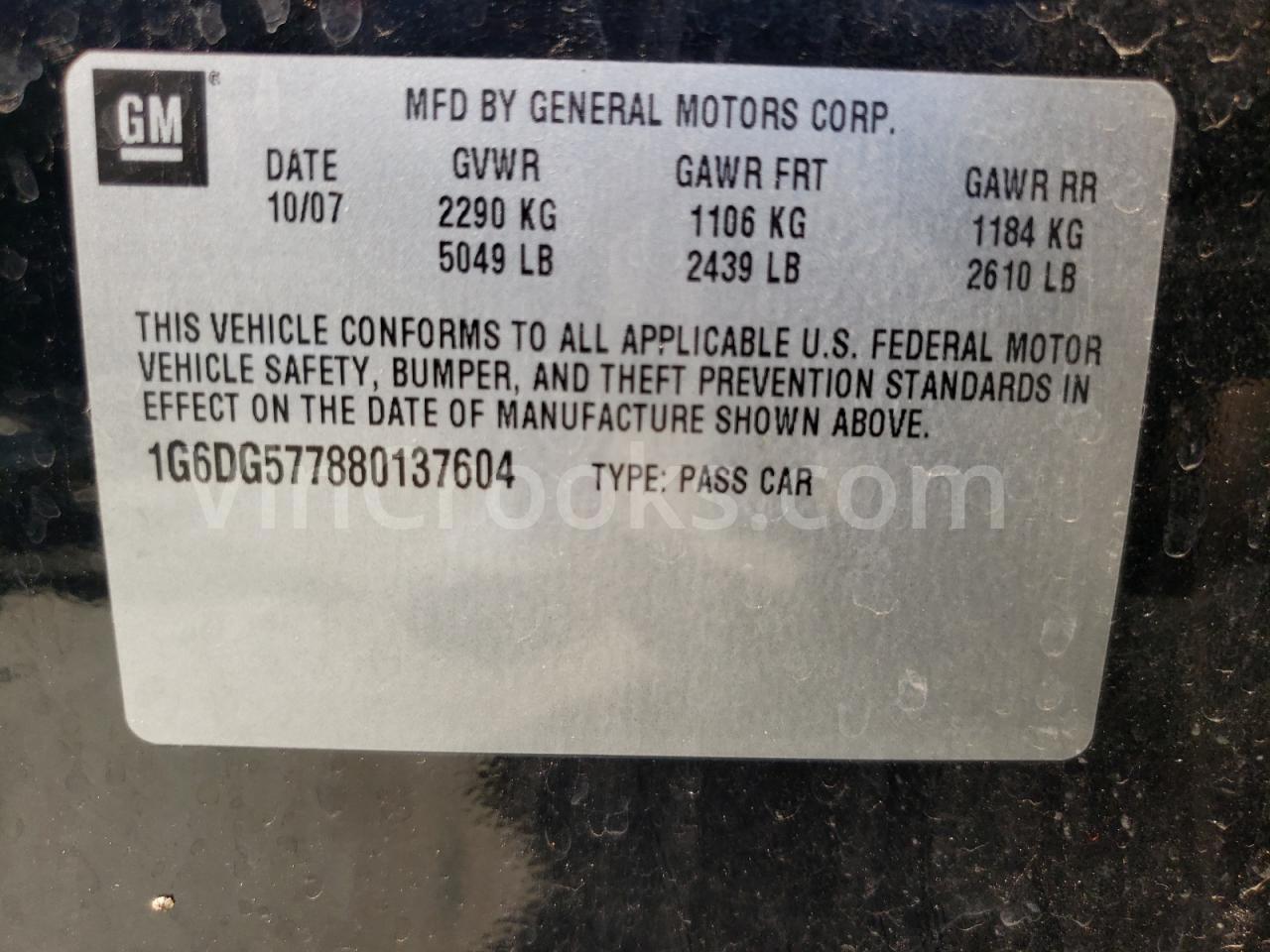 1G6DG577880137604