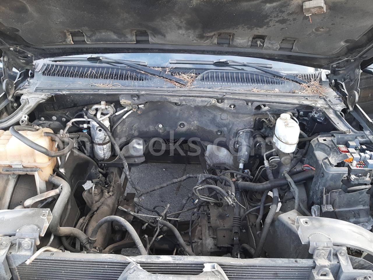 1GYEK63N32R100922