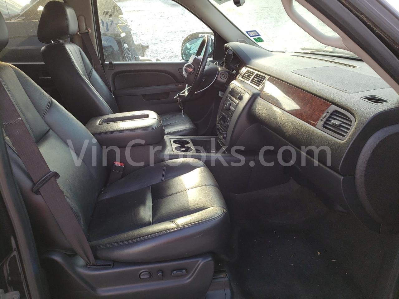 1GKS2CE04CR324022