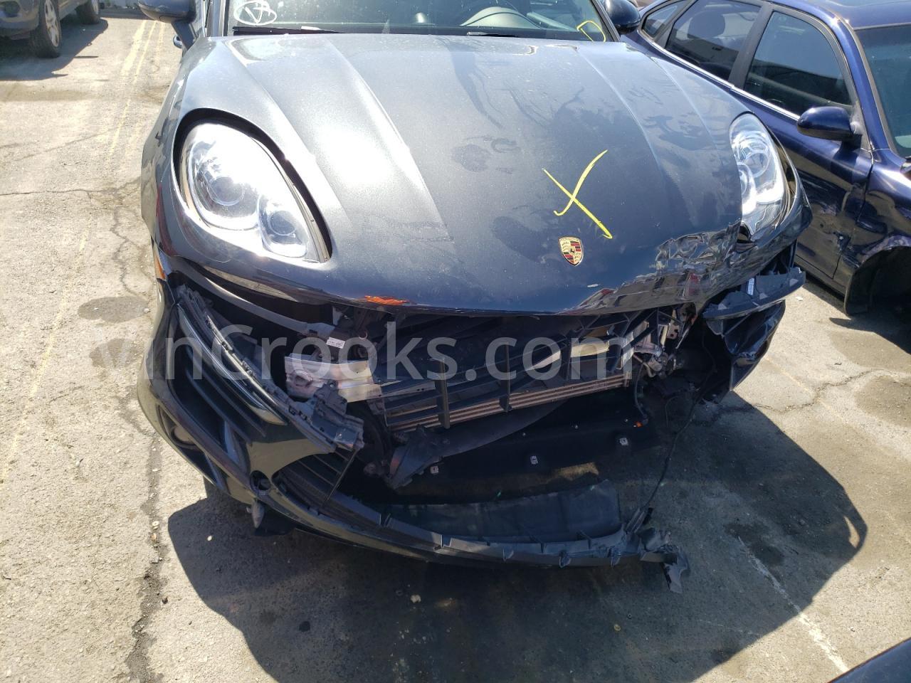 WP1AA2A53JLB15049