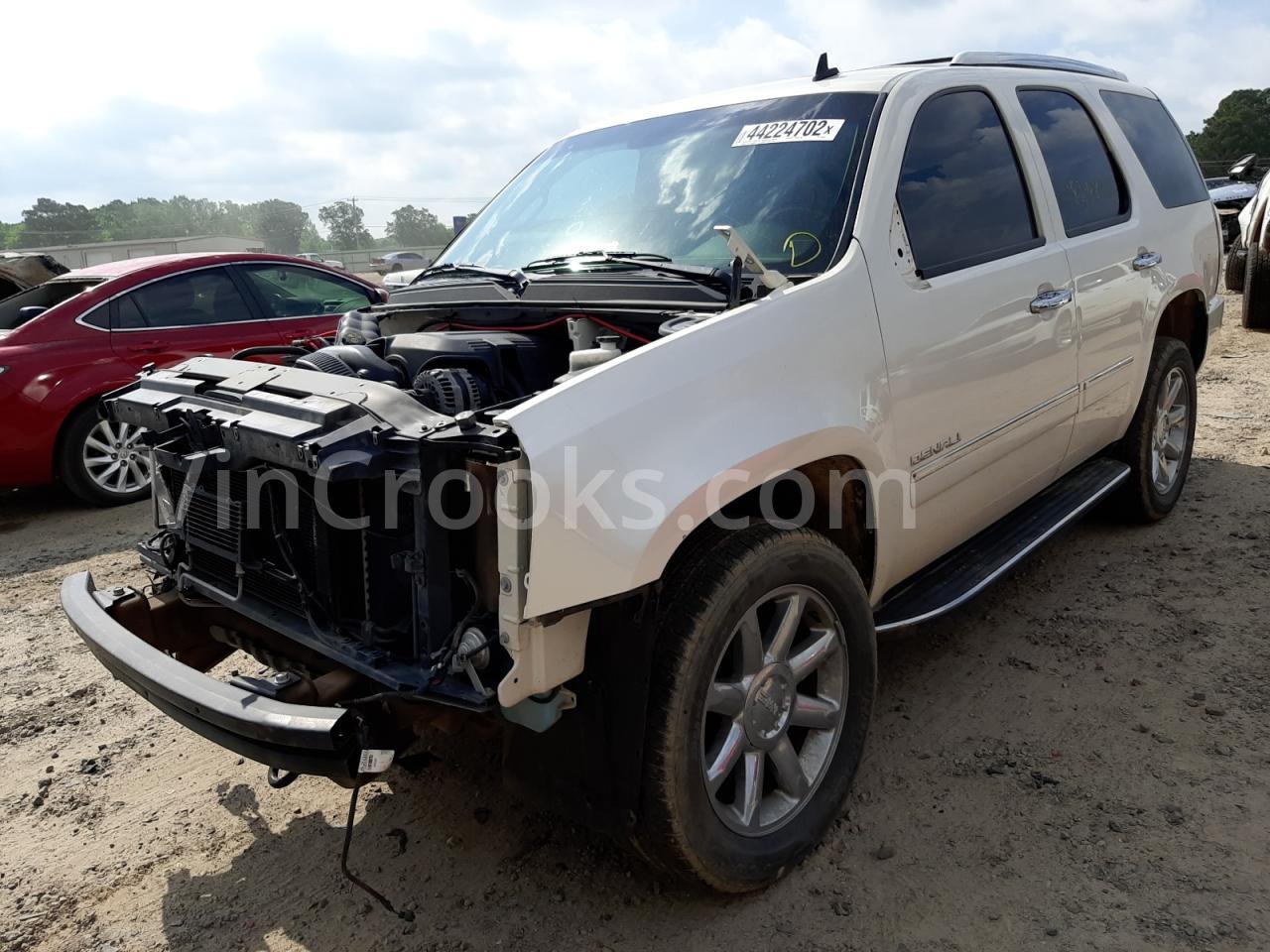 1GKS2EEF6CR108656