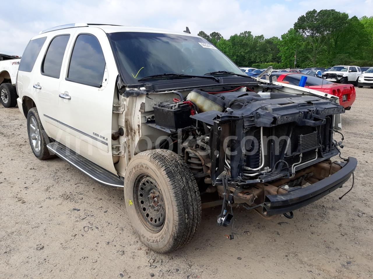 1GKS2EEF6CR108656