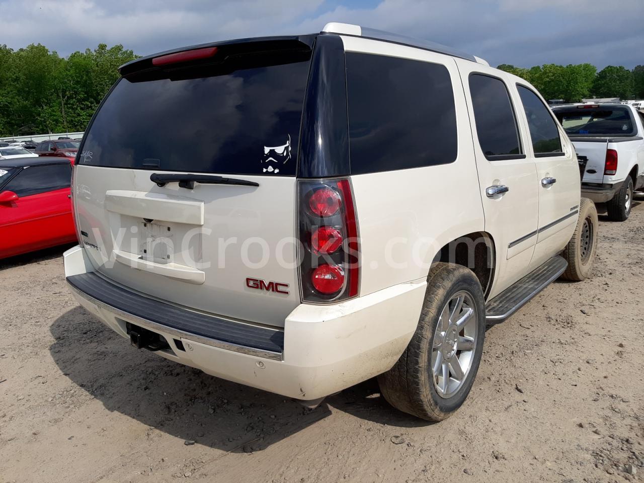 1GKS2EEF6CR108656