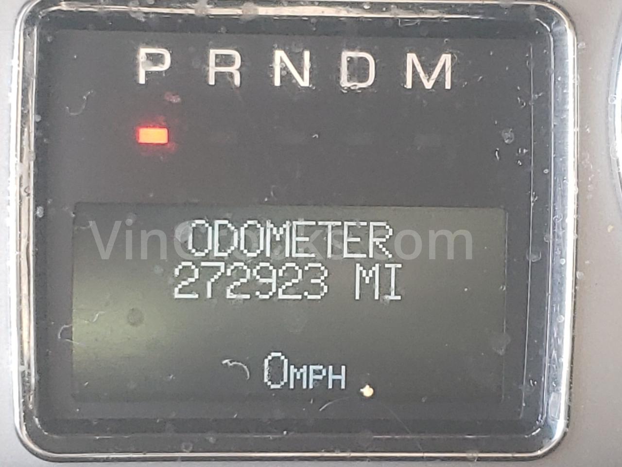 1GYEC63808R161810