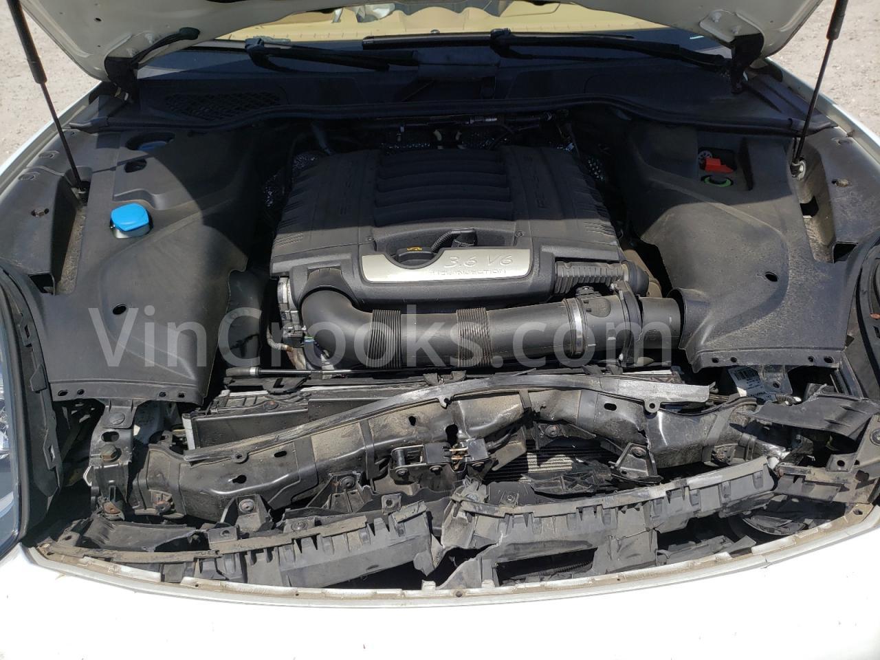 WP1AA2A20GKA37804
