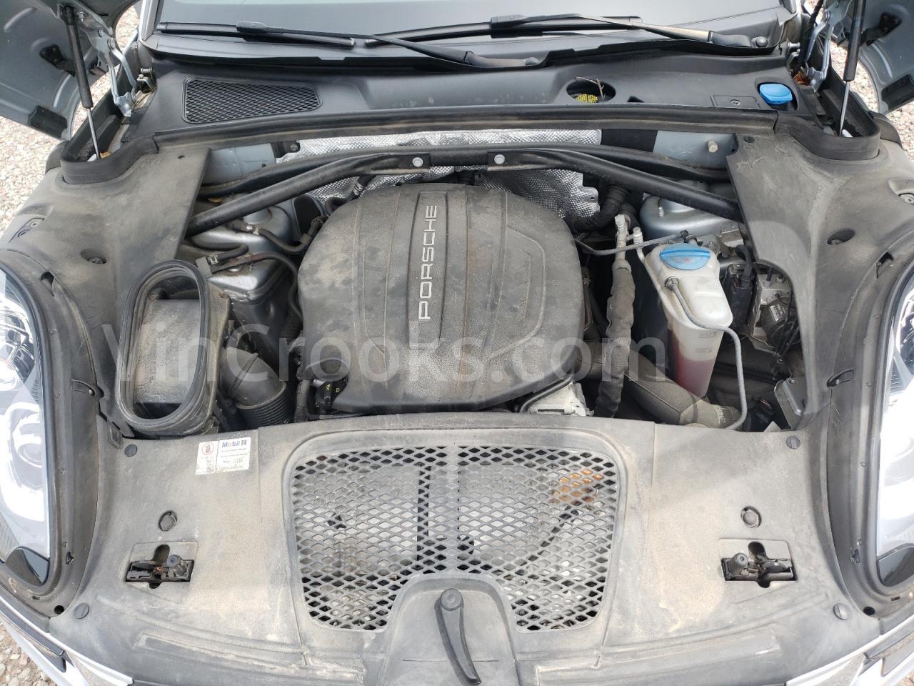 WP1AA2A54HLB06595
