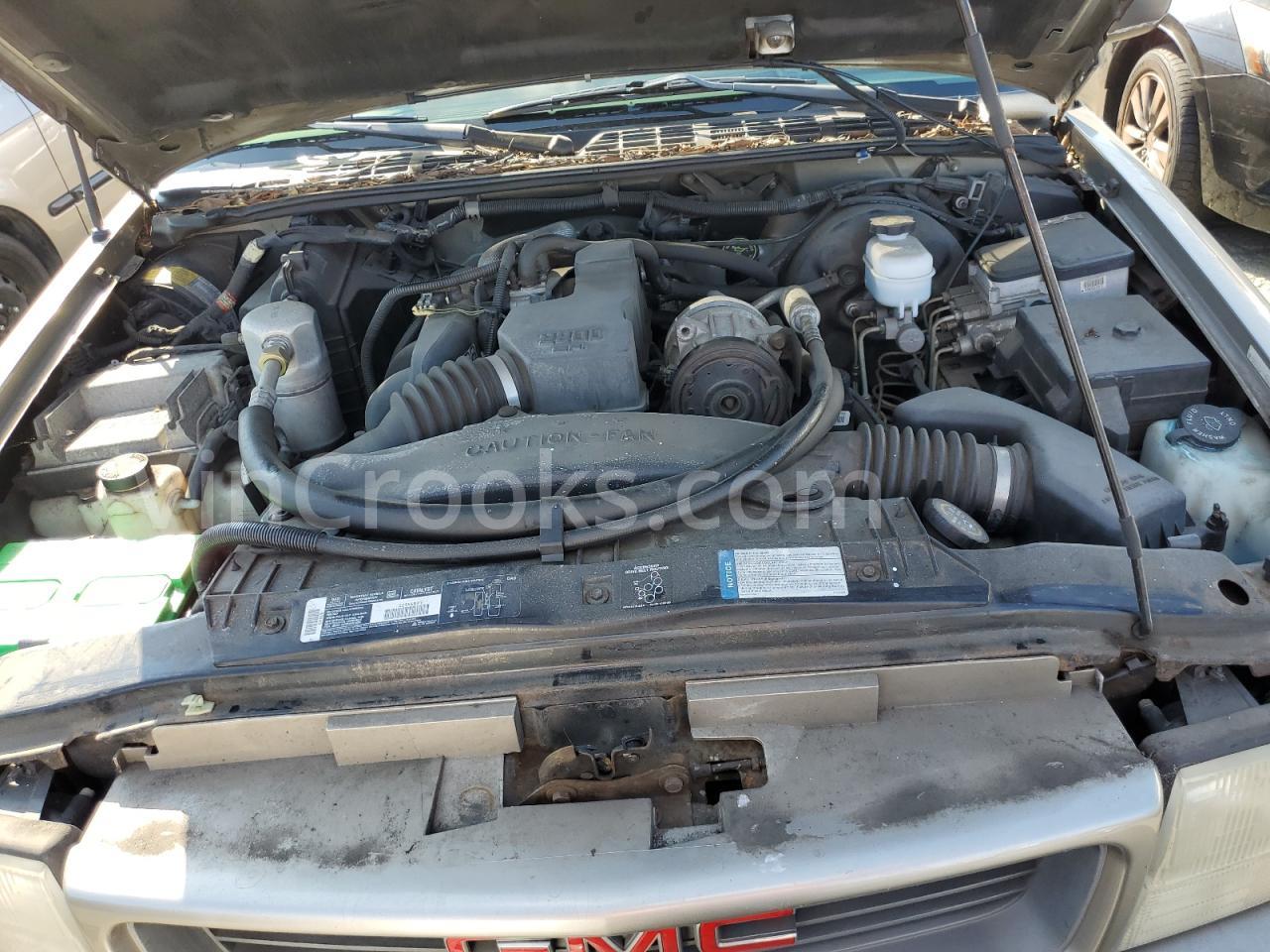 1GTCS1441WK524118