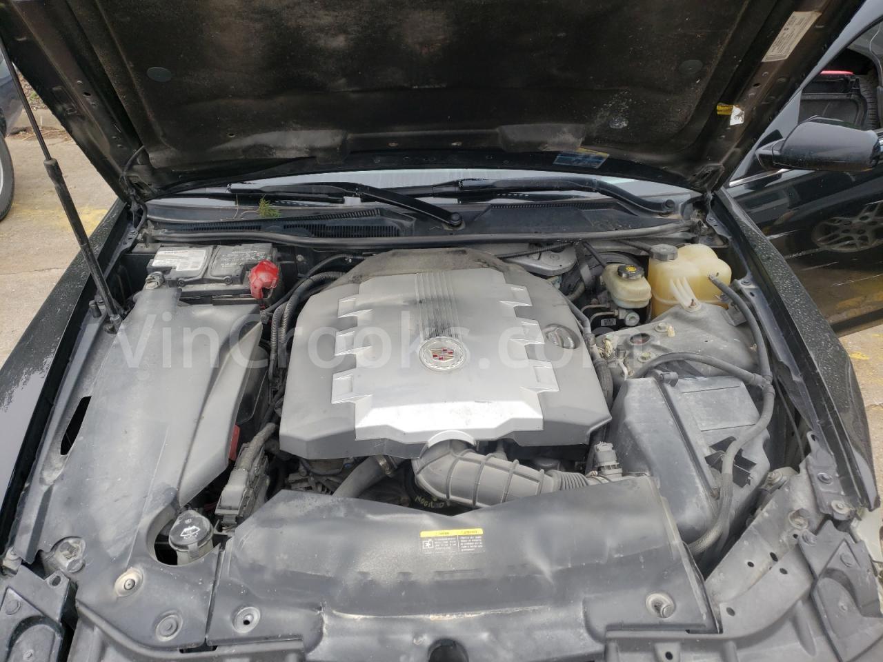 1G6DW67V580112280