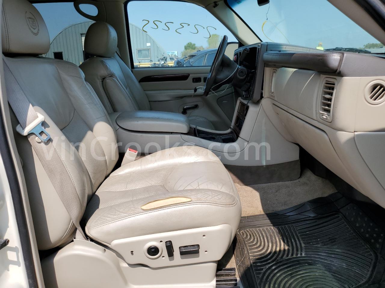 1GYEK63N83R185225