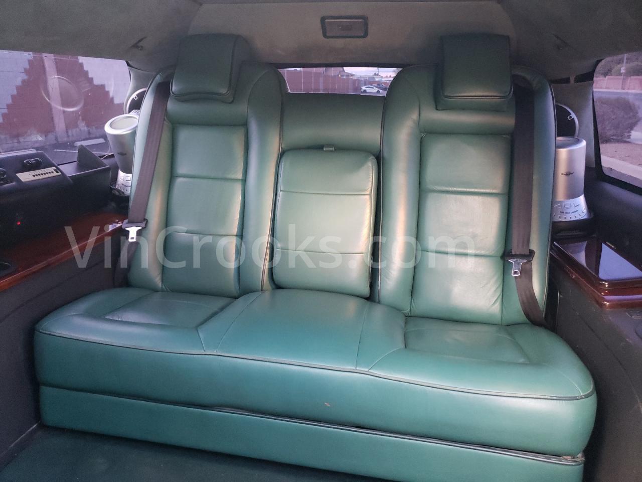 1GYFK66818R135493