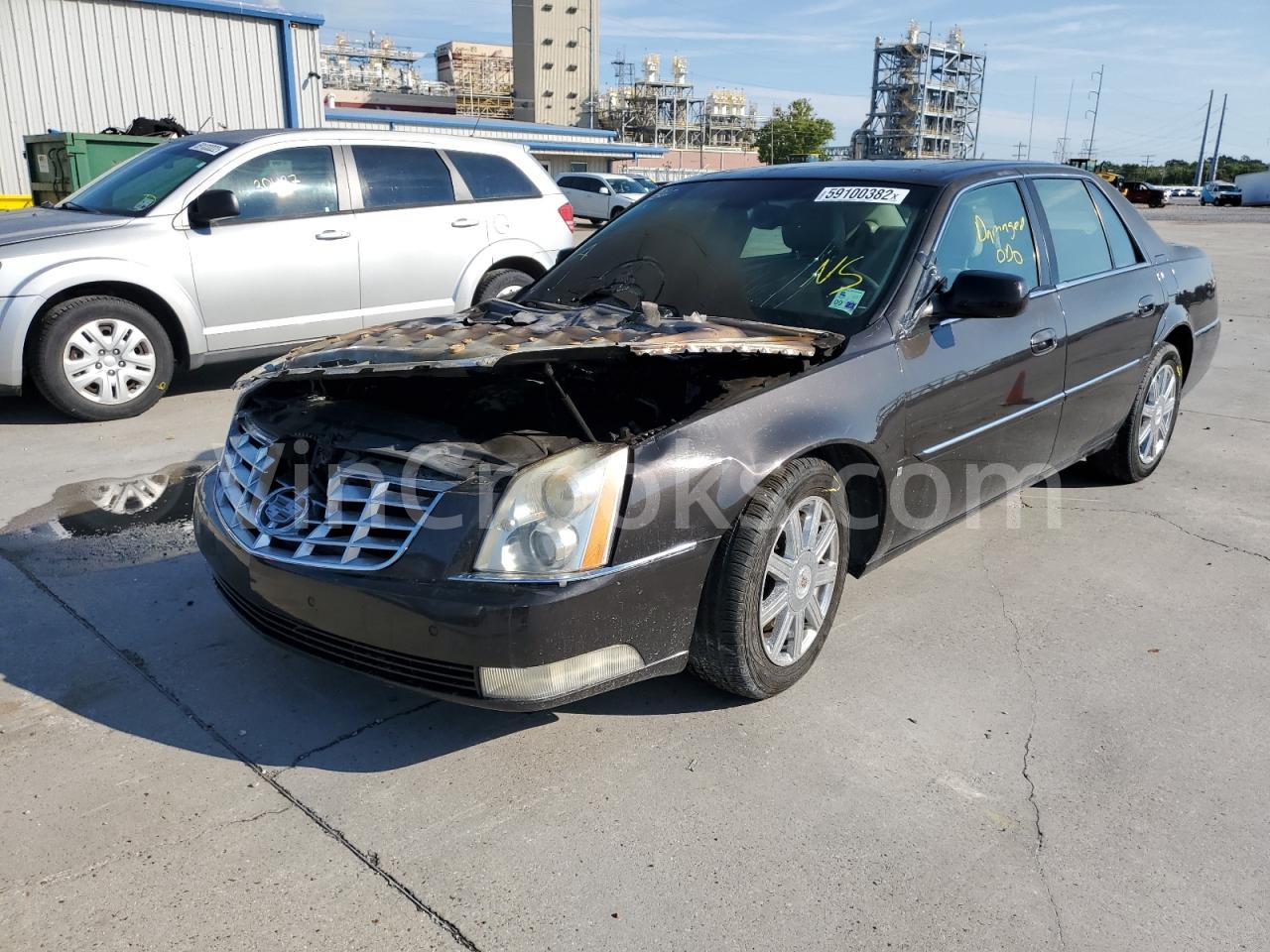 1G6KD57YX8U143454