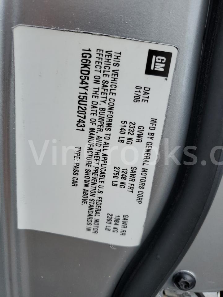1G6KD54Y15U207431