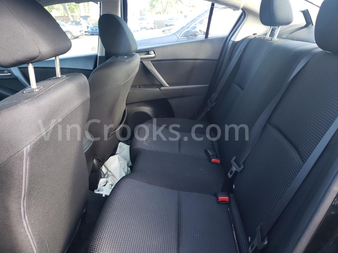 JM1BL1UFXC1650666