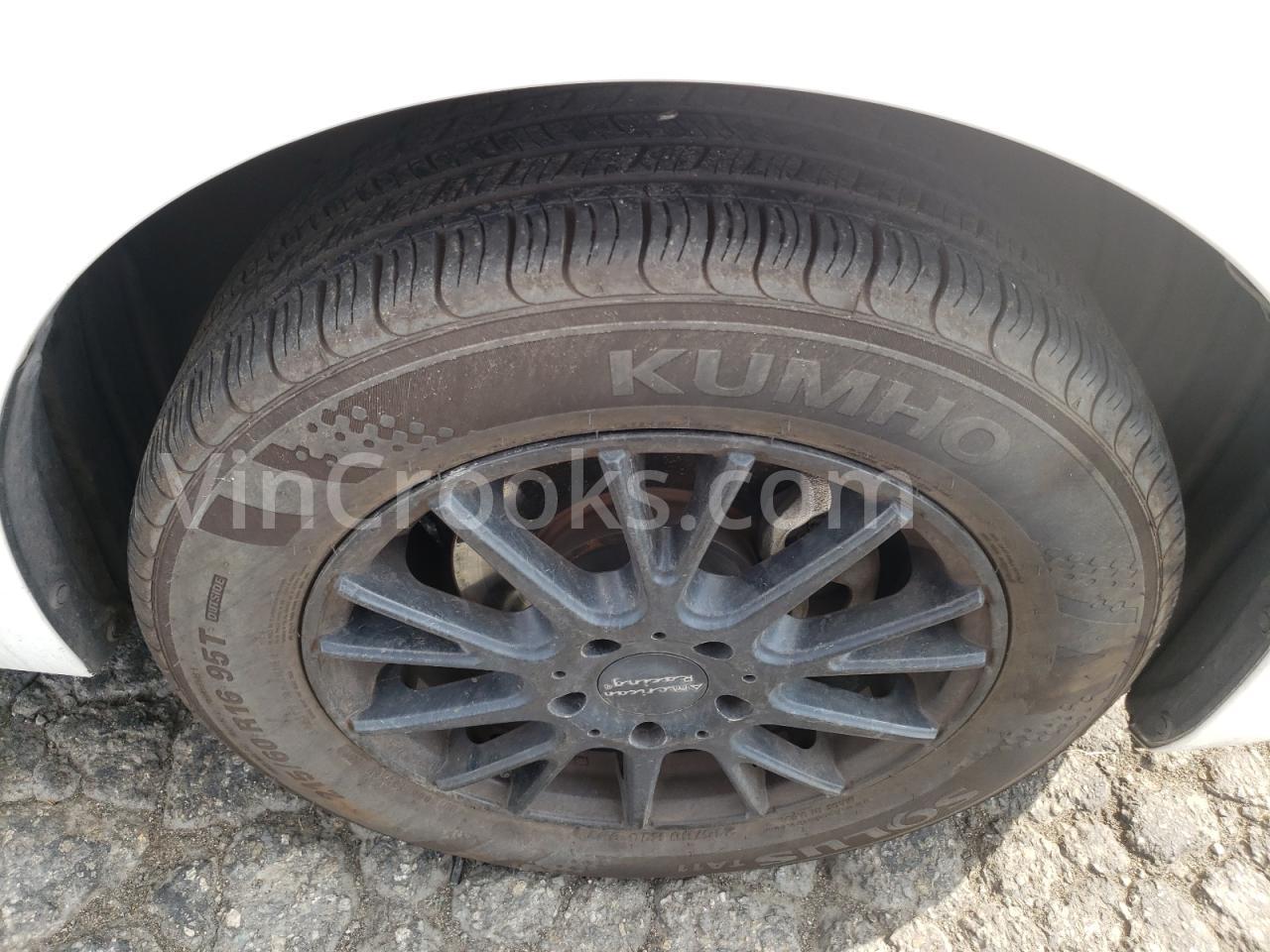 JM1BM1T72F1255702