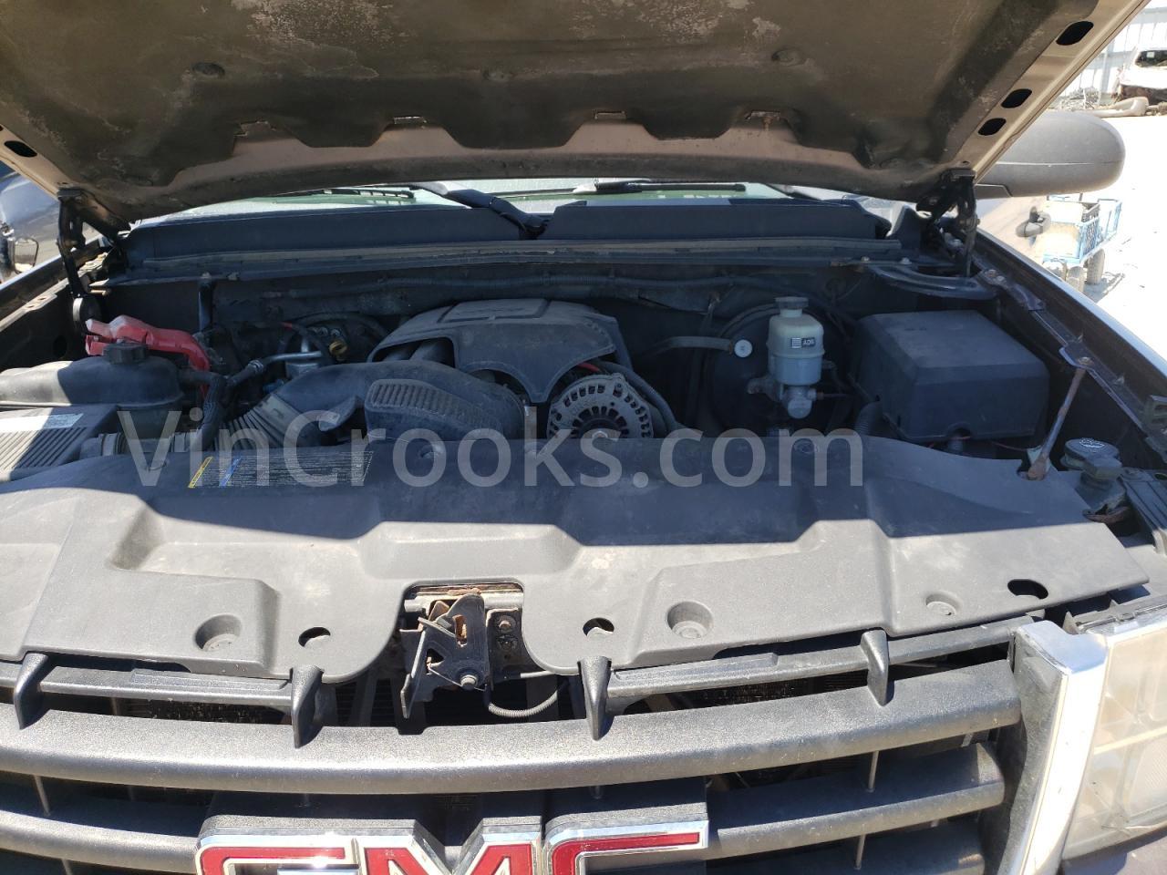1GTEK19028Z294842