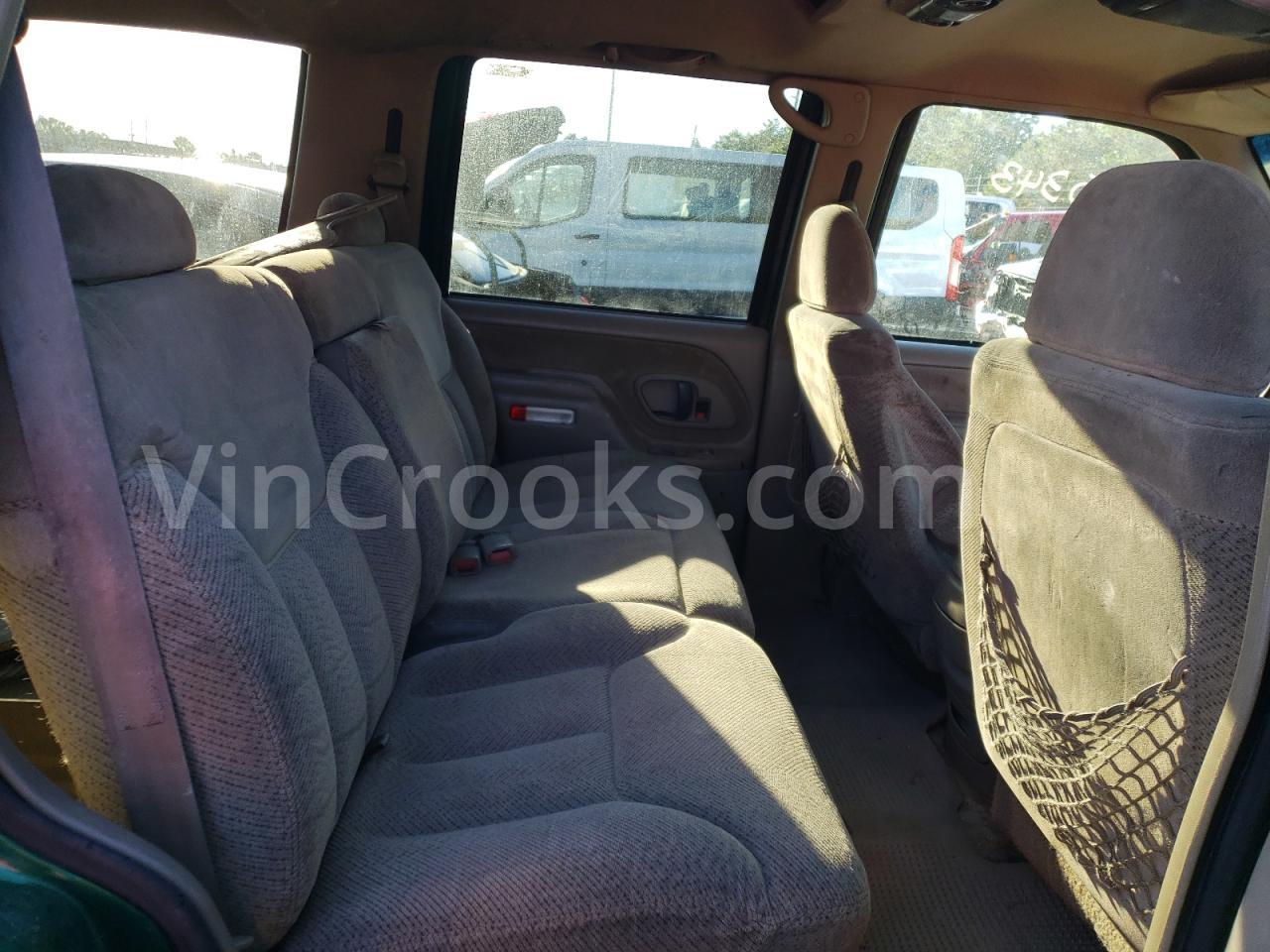 1GKEK13R3XJ742840