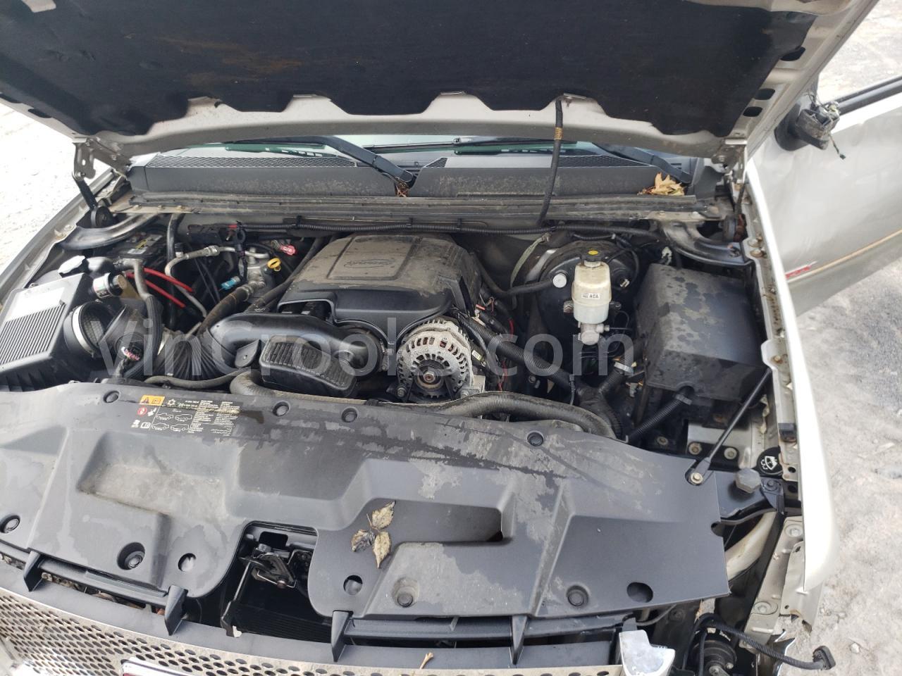 2GTEK13Y681101602