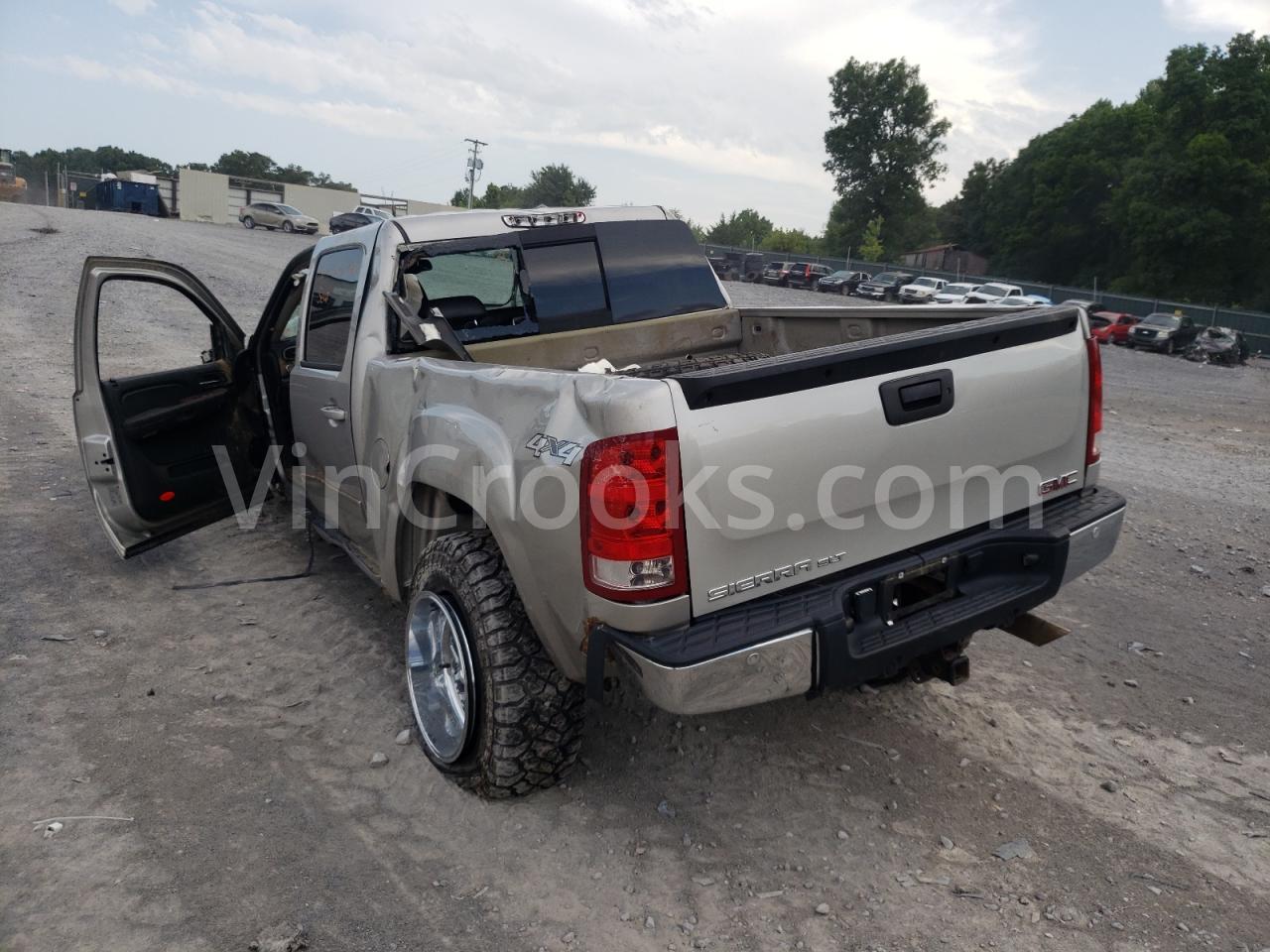 2GTEK13Y681101602
