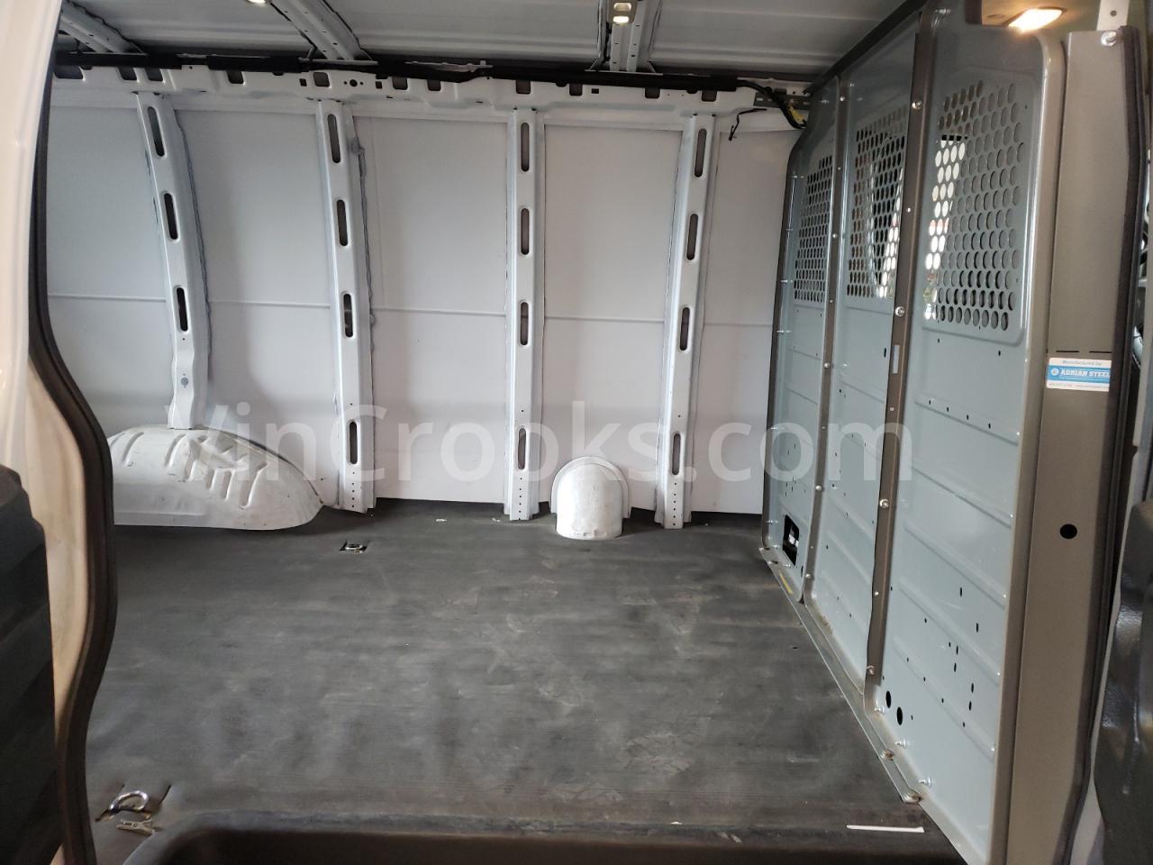 1GTW7AFP8M1154908