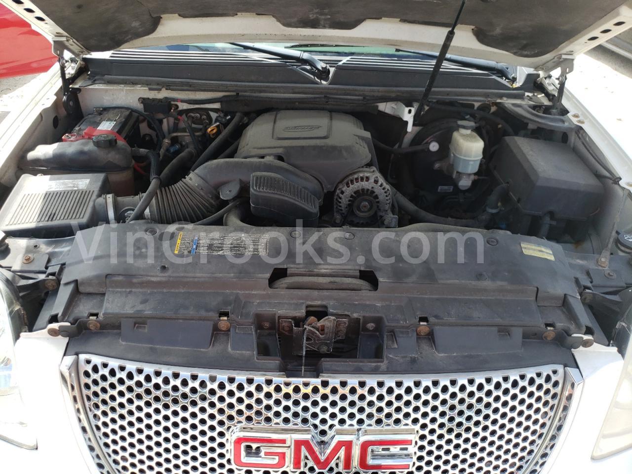 1GKFK63848J242051