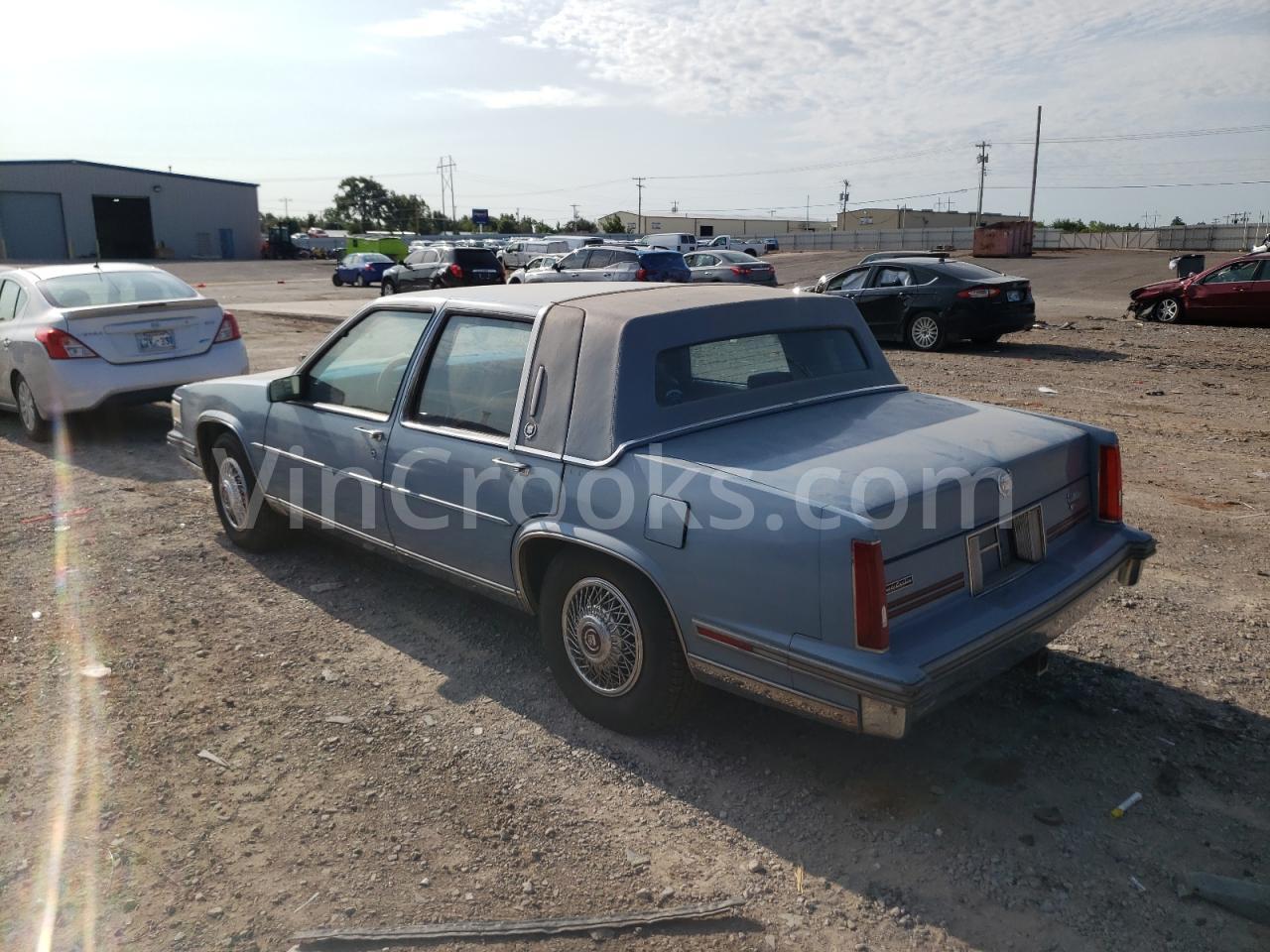 1G6CD515XJ4270293