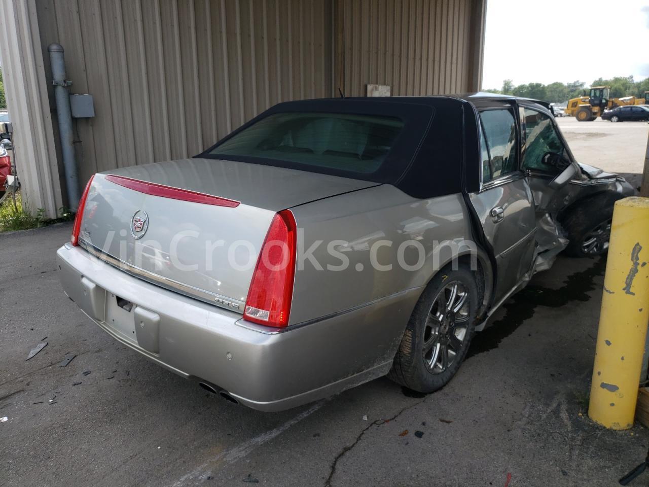 1G6KD57YX8U189446