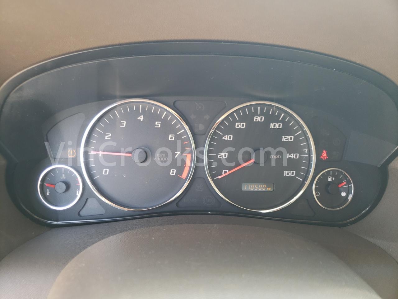 1G6DP577670151645