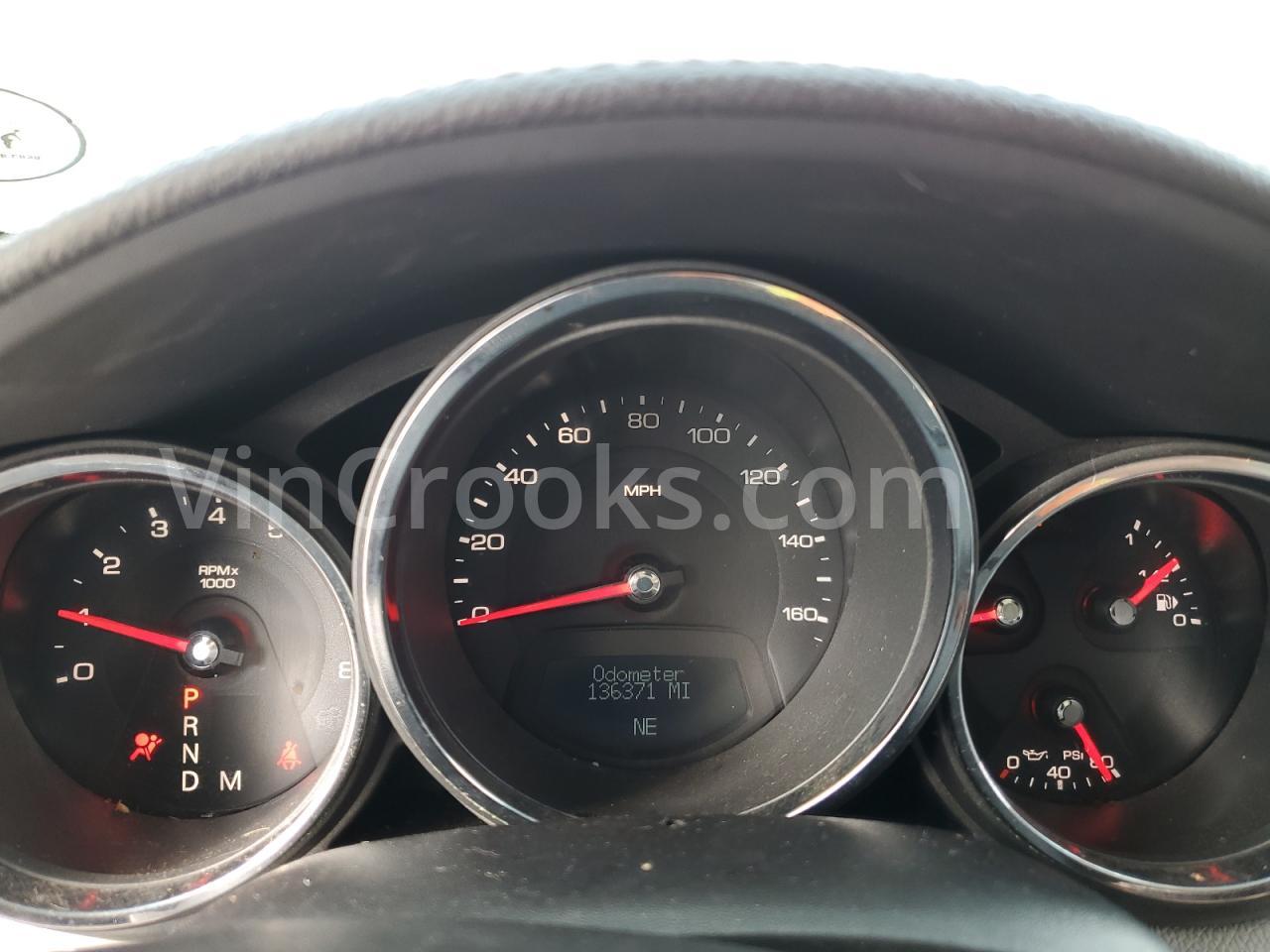 1G6DM577980119685