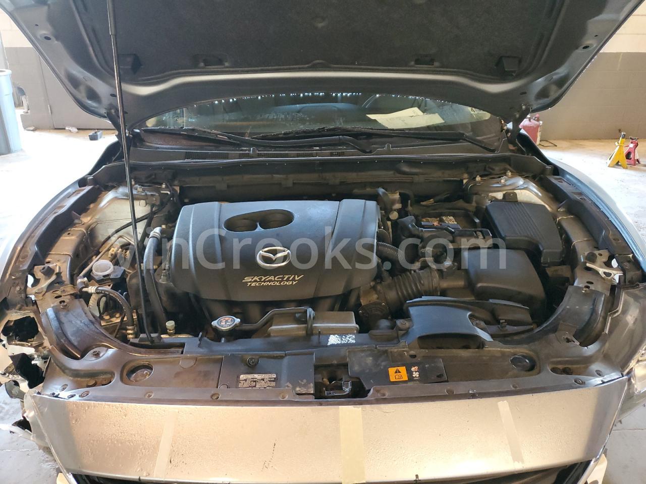 JM1GJ1V60E1156541