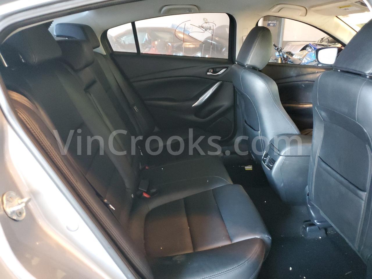 JM1GJ1V60E1156541