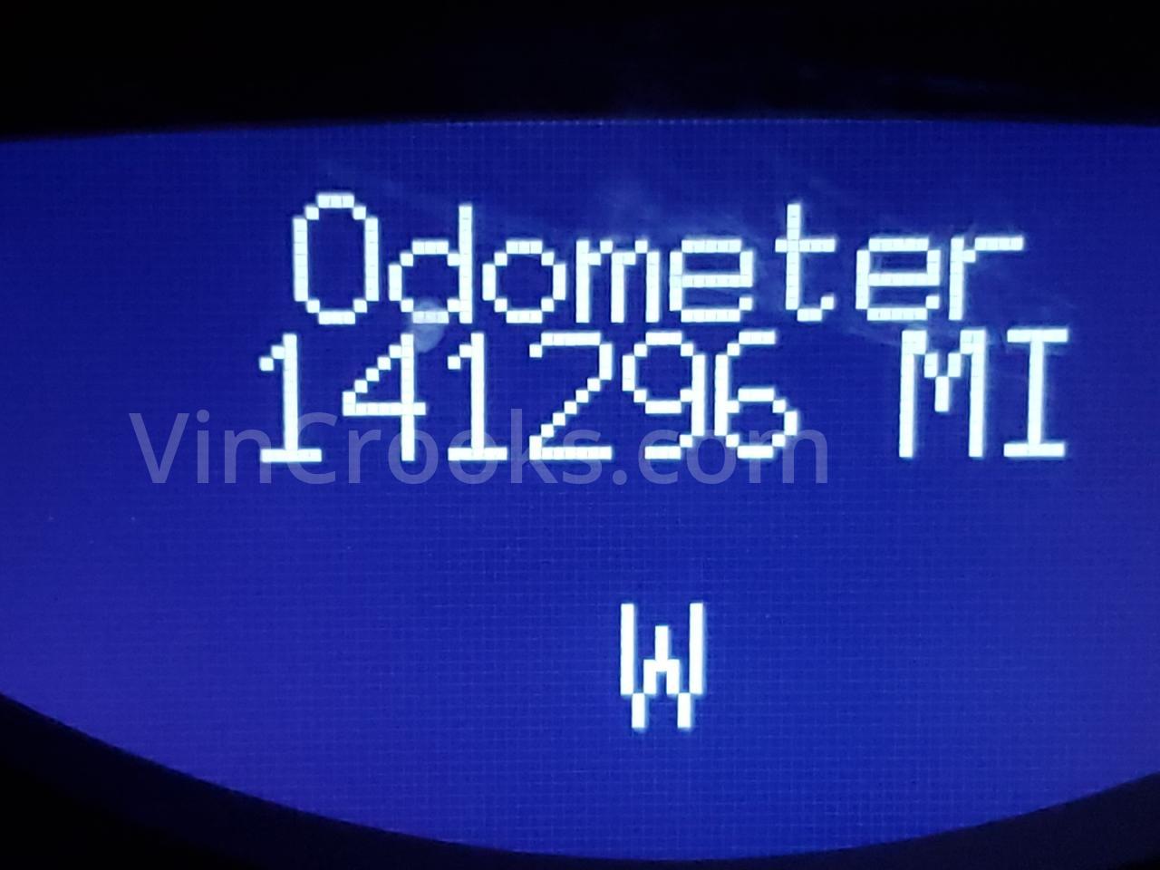 1G6DM5E3XC0118537