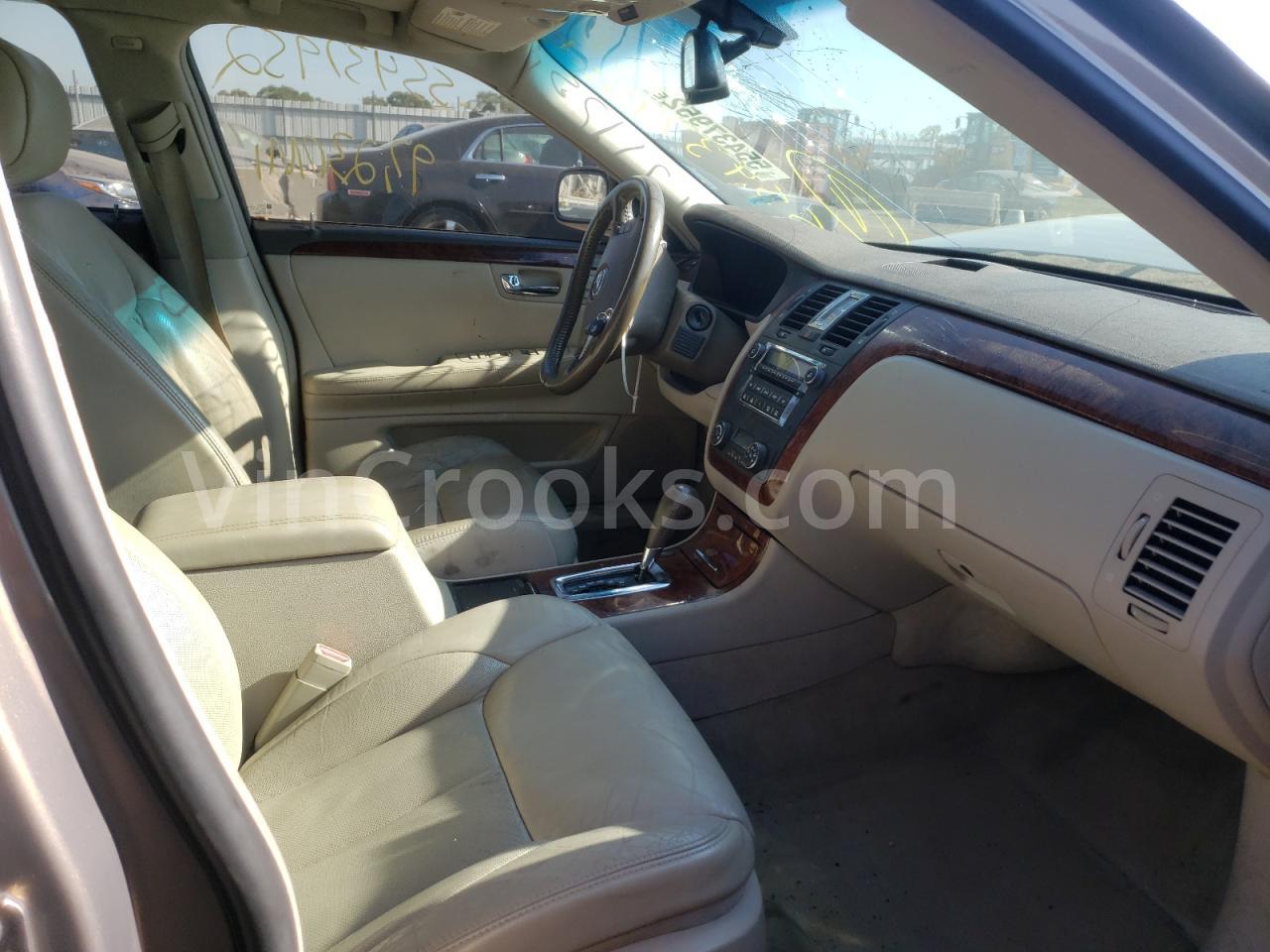 1G6KD57Y86U119652