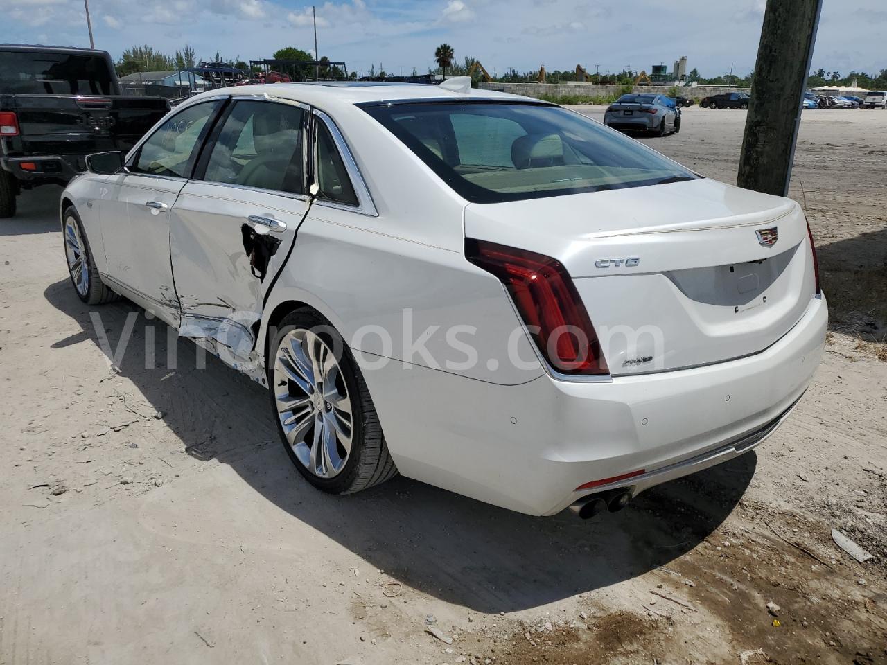 1G6KP5R66JU155920