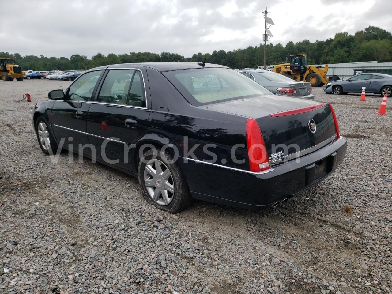 1G6KD57Y17U200977