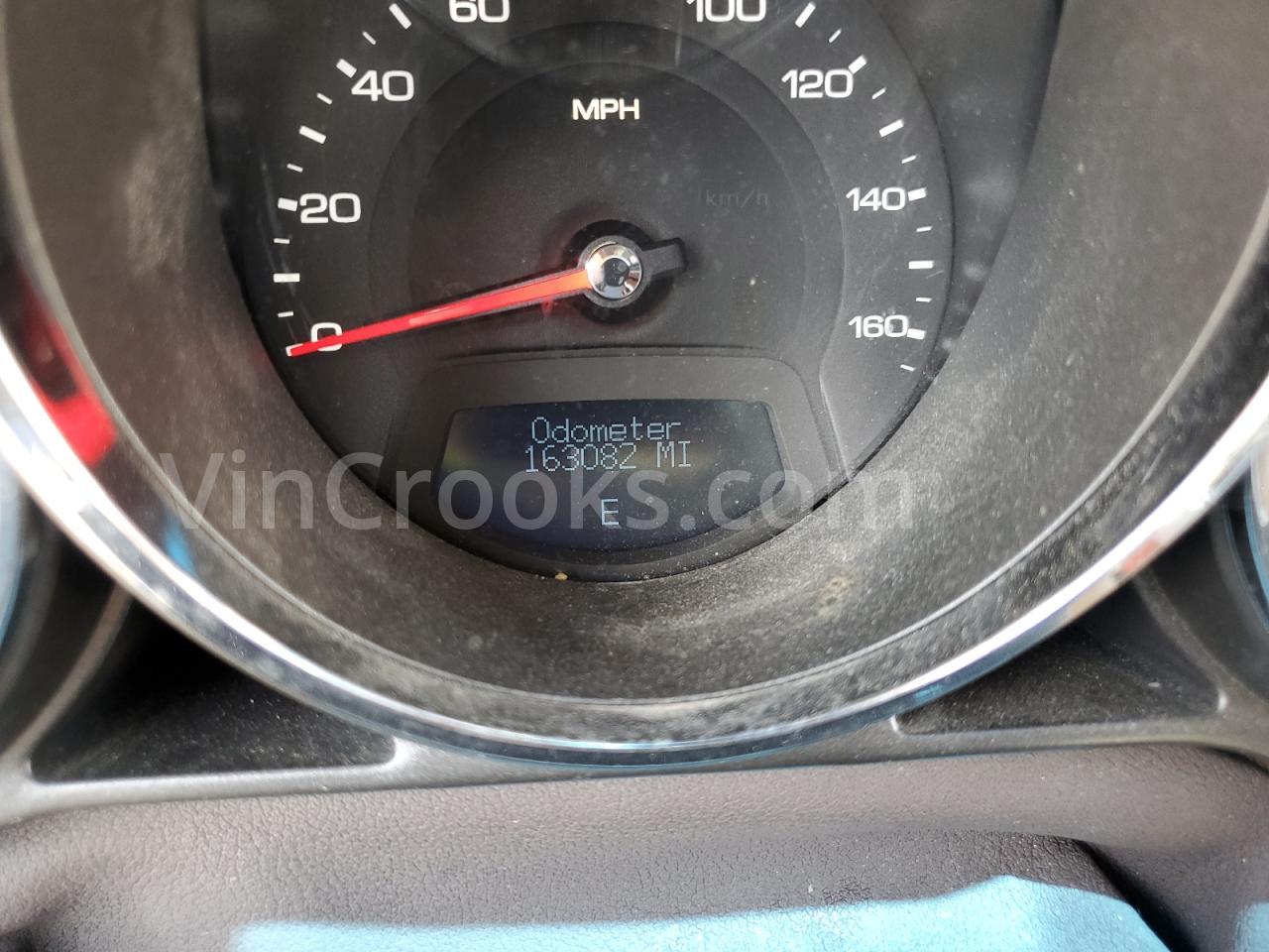 1G6DP5EV8A0125153